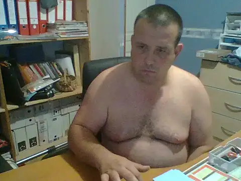 manubm03 online show from 08-01-26, 04:56