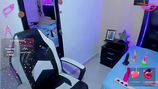 mila katts online show from 01-22-25, 09:02