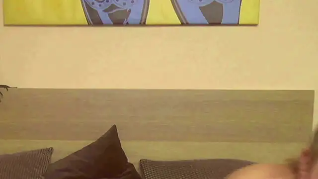 Snapshot of Fuck_Dolls chatting on 10-09-25, 07:23 Fuck Dolls online show from 10-09-25, 07:23