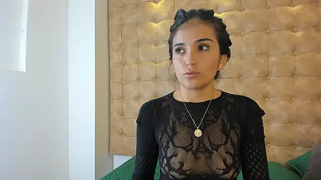 violet giraldo online show from 05-29-26, 07:45