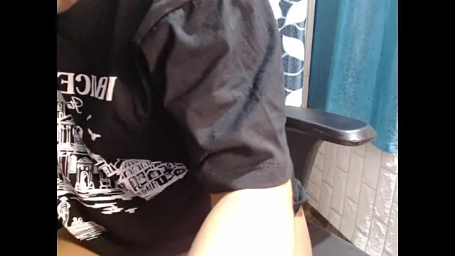 Snapshot of CuteRhea69 chatting on 03-17-25, 12:57 CuteRhea69 online show from 03-17-25, 12:57