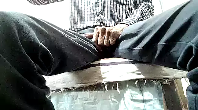 manan28 online show from 12-21-24, 04:41