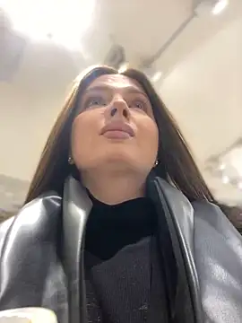 KrisMagnoly online show from 03-08-26, 04:11