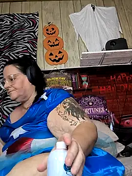 davisdesiresxh online show from 10-14-25, 02:07