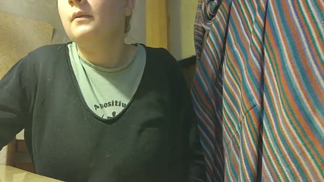 Snapshot of FrumCake chatting on 03-10-26, 01:27 FrumCake online show from 03-10-26, 01:27