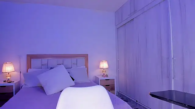 mia hank online show from 02-07-25, 11:45