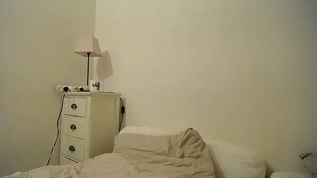 Snapshot of desirmiss1 chatting on 02-12-25, 08:59 desirmiss1 online show from 02-12-25, 08:59