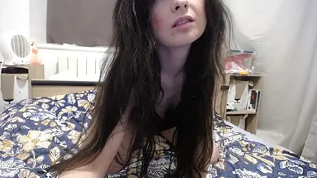 Snapshot of desirmiss1 chatting on 02-24-25, 09:43 desirmiss1 online show from 02-24-25, 09:43