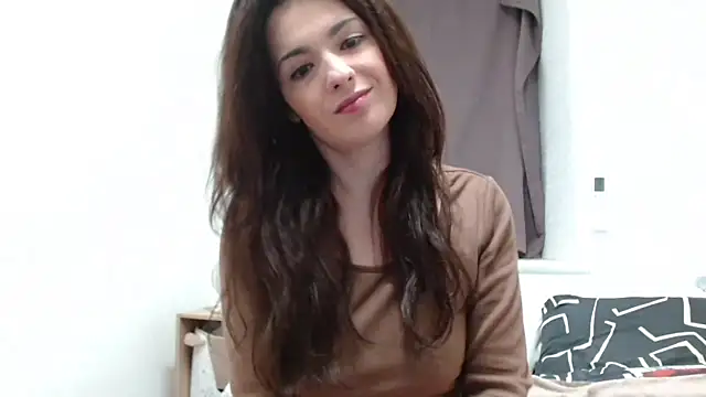 Snapshot of desirmiss1 chatting on 11-20-25, 08:03 desirmiss1 online show from 11-20-25, 08:03