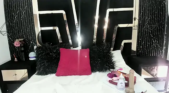 dirtylola39 online show from 01-30-25, 05:17