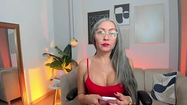 Snapshot of _Nicoletteshea_ chatting on 07-07-26, 11:42 Nicoletteshea online show from 07-07-26, 11:42