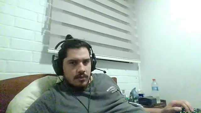 hung weeb online show from 04-03-26, 03:37