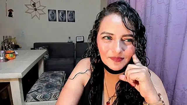 emma luxy online show from 05-01-26, 01:43