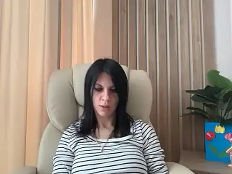 InjaAtHome online show from 04-17-26, 05:32