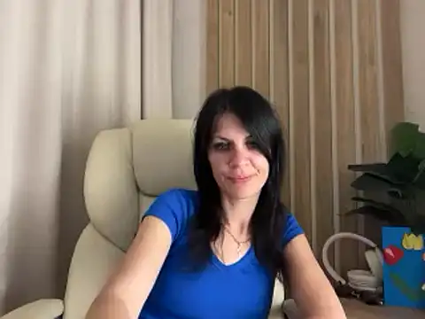 Snapshot of InjaAtHome chatting on 06-28-26, 08:04 InjaAtHome online show from 06-28-26, 08:04