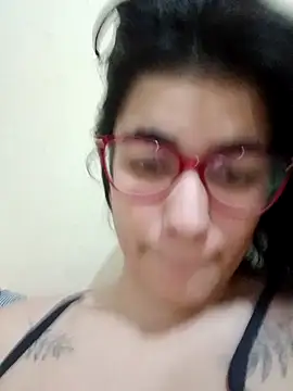 Mamamiabr online show from 07-22-26, 07:05