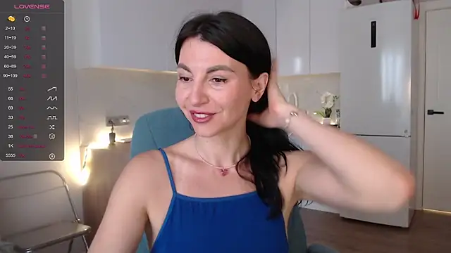 Snapshot of Mary_love16 chatting on 07-10-26, 05:34 Mary love16 online show from 07-10-26, 05:34