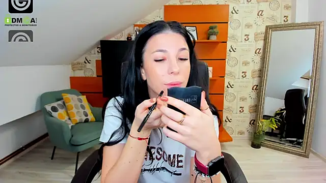 Snapshot of EmillyTaylor chatting on 01-30-25, 04:37 EmillyTaylor online show from 01-30-25, 04:37