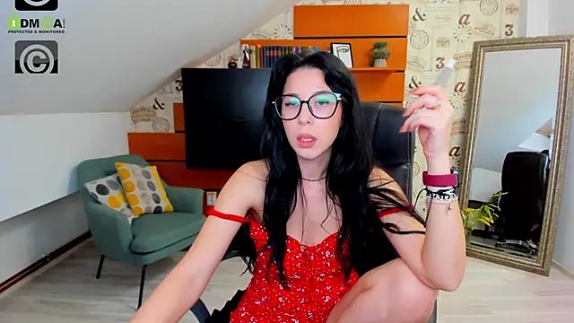 Snapshot of EmillyTaylor chatting on 02-03-25, 10:36 EmillyTaylor online show from 02-03-25, 10:36