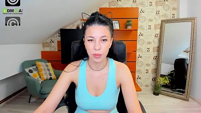 Snapshot of EmillyTaylor chatting on 02-04-25, 04:26 EmillyTaylor online show from 02-04-25, 04:26