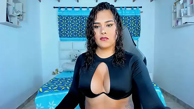 shadia-orozco online show from 02-04-25, 03:22