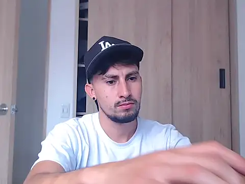 ChrisDamon online show from 11-14-25, 02:05