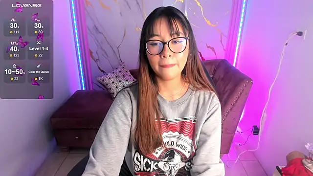 Snapshot of Nasha_abby chatting on 06-06-26, 08:35 Nasha abby online show from 06-06-26, 08:35