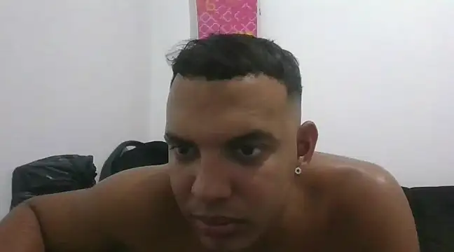 Snapshot of elperrys chatting on 03-11-25, 11:48 elperrys online show from 03-11-25, 11:48