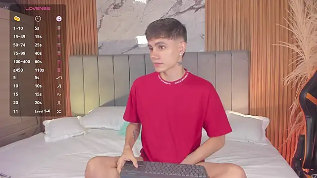 Snapshot of DustinLevine chatting on 02-26-26, 12:15 DustinLevine online show from 02-26-26, 12:15