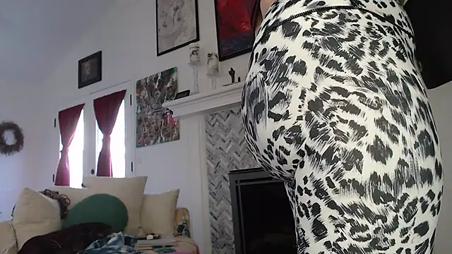 AuroraWillows online show from 03-05-25, 09:48