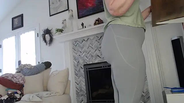 AuroraWillows online show from 10-02-25, 02:46