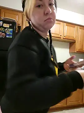 ImpressYouDaily online show from 03-09-26, 04:11