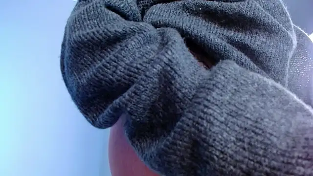 Snapshot of millllina chatting on 01-21-25, 09:57 millllina online show from 01-21-25, 09:57