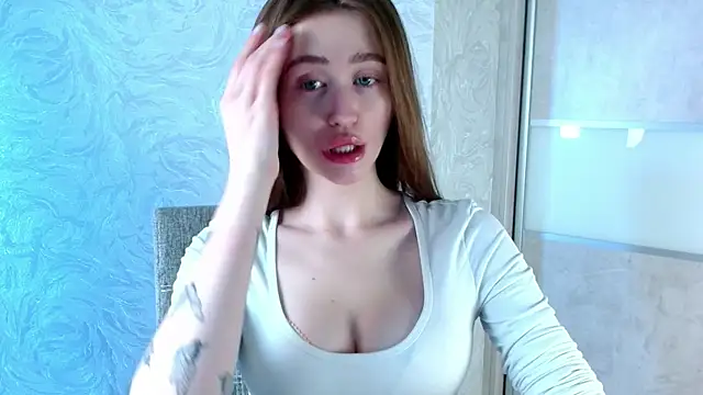 Snapshot of millllina chatting on 02-24-25, 03:42 millllina online show from 02-24-25, 03:42