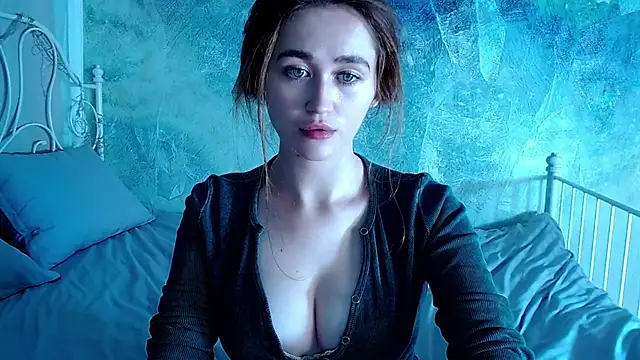 Snapshot of millllina chatting on 09-23-25, 02:09 millllina online show from 09-23-25, 02:09