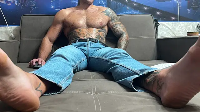 Mr YourGod online show from 10-14-25, 03:51