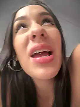 Snapshot of __IRIS__ chatting on 11-20-25, 05:34 IRIS online show from 11-20-25, 05:34