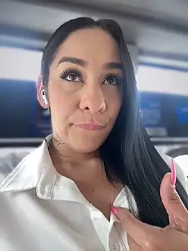 Snapshot of __IRIS__ chatting on 03-03-26, 06:14 IRIS online show from 03-03-26, 06:14