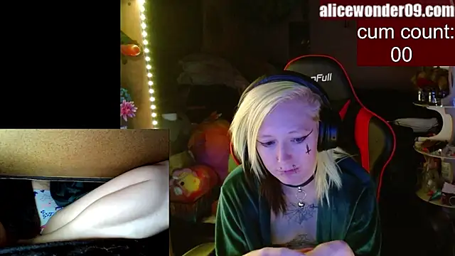 alicewonder09 online show from 02-03-25, 04:46