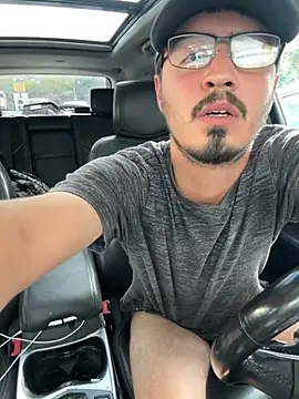 Snapshot of Bbyboyivan chatting on 11-01-25, 08:33 Bbyboyivan online show from 11-01-25, 08:33