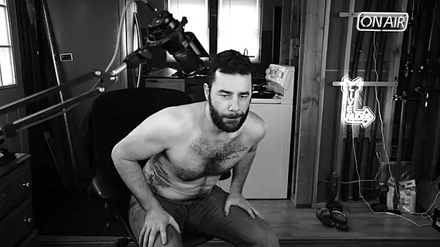 Snapshot of Fastflogger1 chatting on 12-15-24, 08:15 Fastflogger1 online show from 12-15-24, 08:15