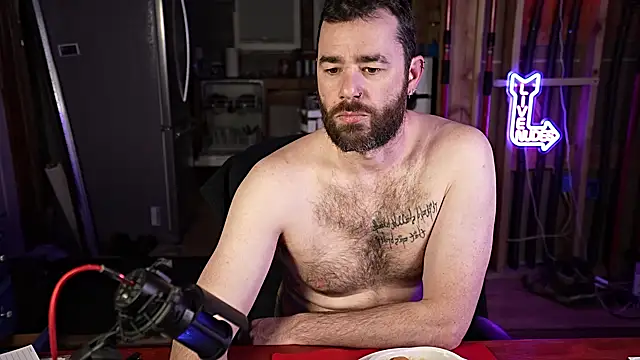 Snapshot of Fastflogger1 chatting on 01-30-25, 03:22 Fastflogger1 online show from 01-30-25, 03:22