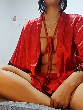 Snapshot of Amal_Hadid chatting on 03-20-25, 11:23 Amal Hadid online show from 03-20-25, 11:23