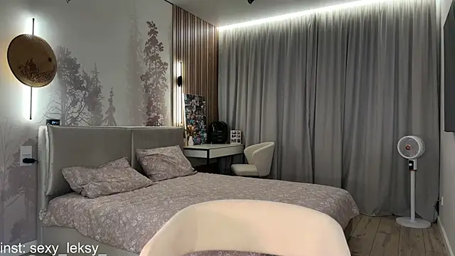 Snapshot of Lex_Love chatting on 08-02-26, 06:50 Lex Love online show from 08-02-26, 06:50