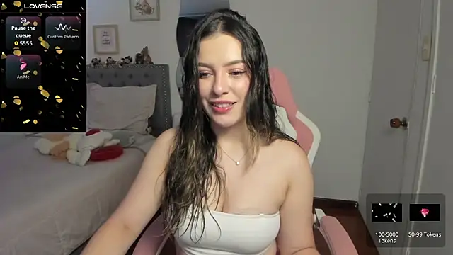 Snapshot of samysweet_8 chatting on 01-10-26, 12:18 samysweet 8 online show from 01-10-26, 12:18