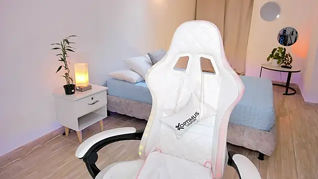 carleee winter online show from 02-13-26, 02:40