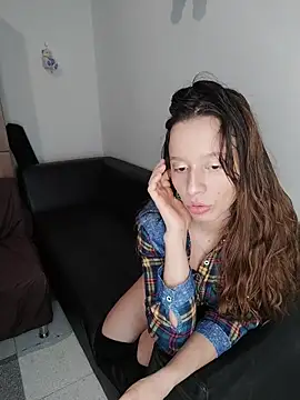 Isaandysex2428 online show from 12-18-25, 02:50