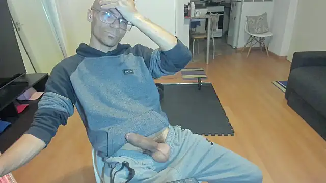 guachin hunk online show from 09-10-25, 03:28