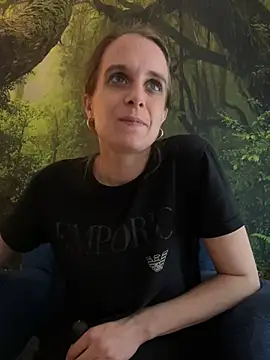 LadyChantale online show from 03-23-25, 04:38