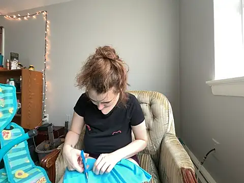 Snowbunnycake 131 online show from 07-28-26, 06:31